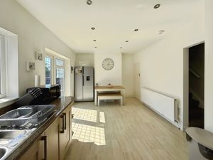 Photo 15- click for photo gallery